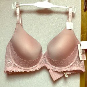 Baby pink Jessica Simpson bra
